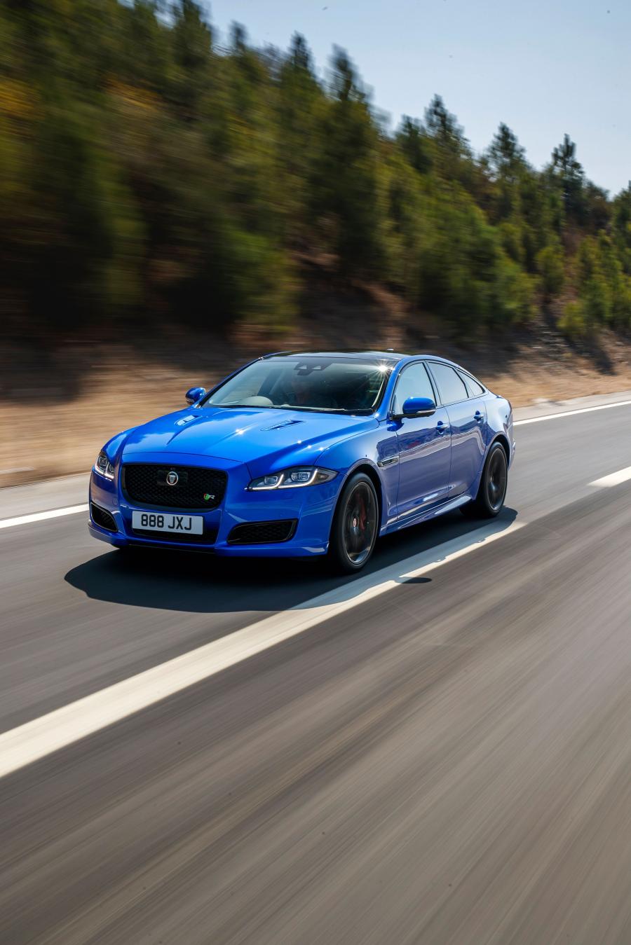  Jaguar XJR575 (X351) 2017 года  (UK) (фото 13 из 36)